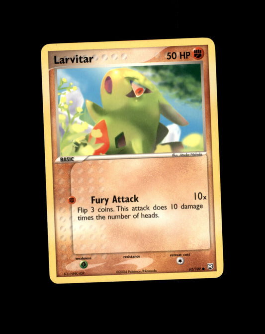 *SE BILDE FOR TILSTAND* Larvitar 62 Team Rocket Returns Pokesingles